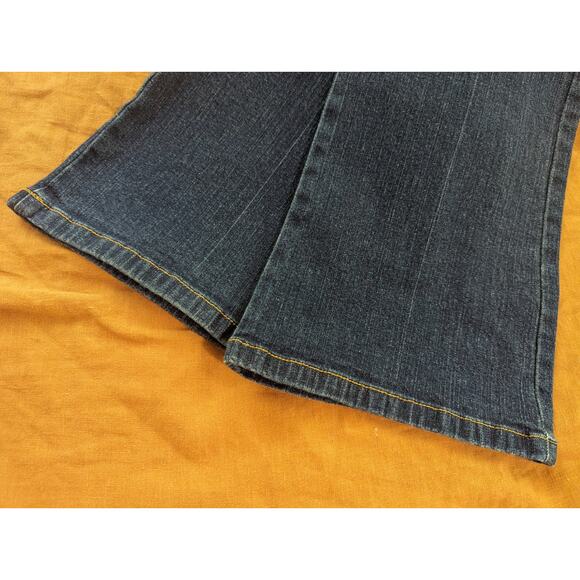 Karen Kane slim bootcut jeans - Size 6 LONG - Picture 4 of 6